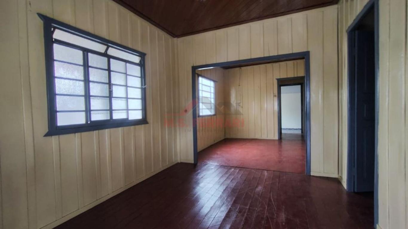 CASA NA Vila Central em Assis