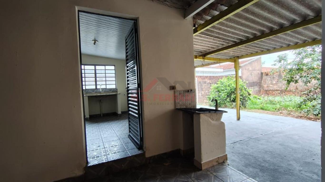 CASA NA Vila Central em Assis