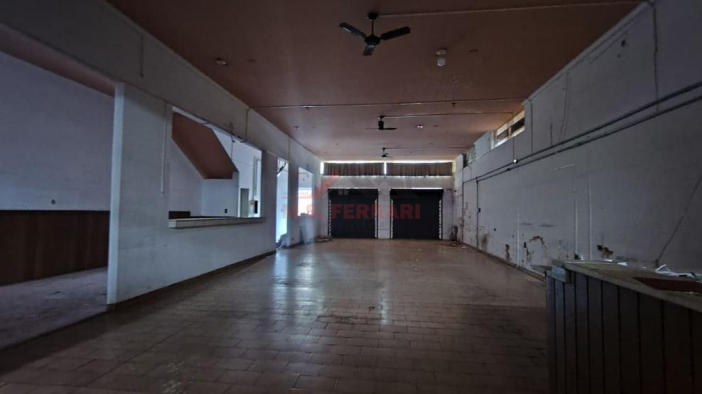 PONTO COMERCIAL NO San Fernando Valley em Assis