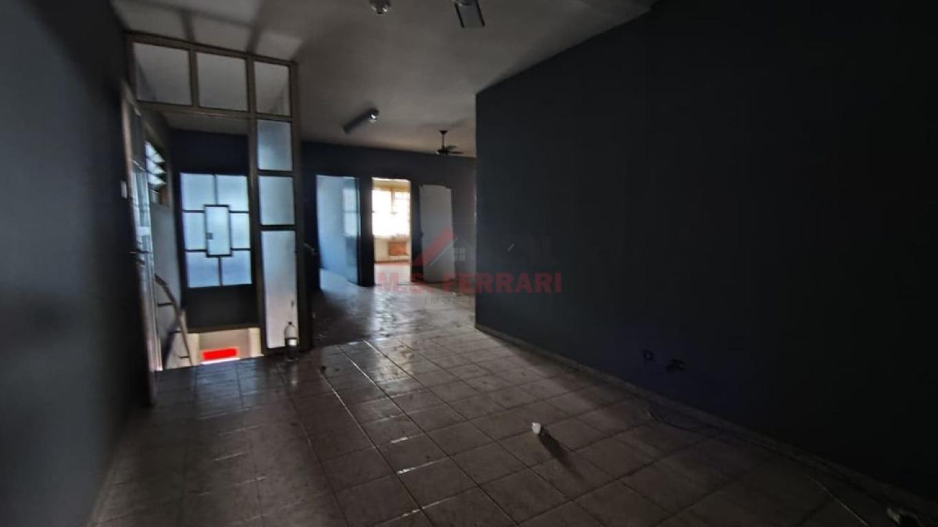 PONTO COMERCIAL NO San Fernando Valley em Assis