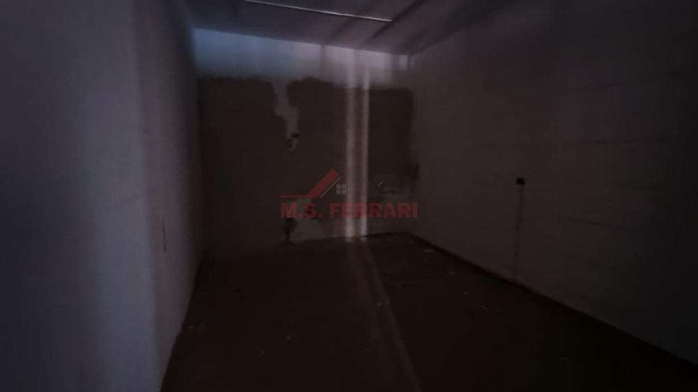 PONTO COMERCIAL NO San Fernando Valley em Assis