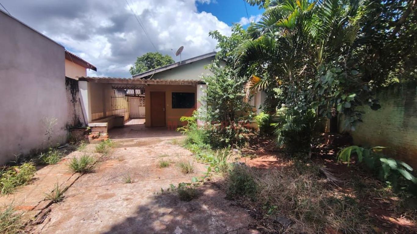 CASA NO Parque Universitário em Assis