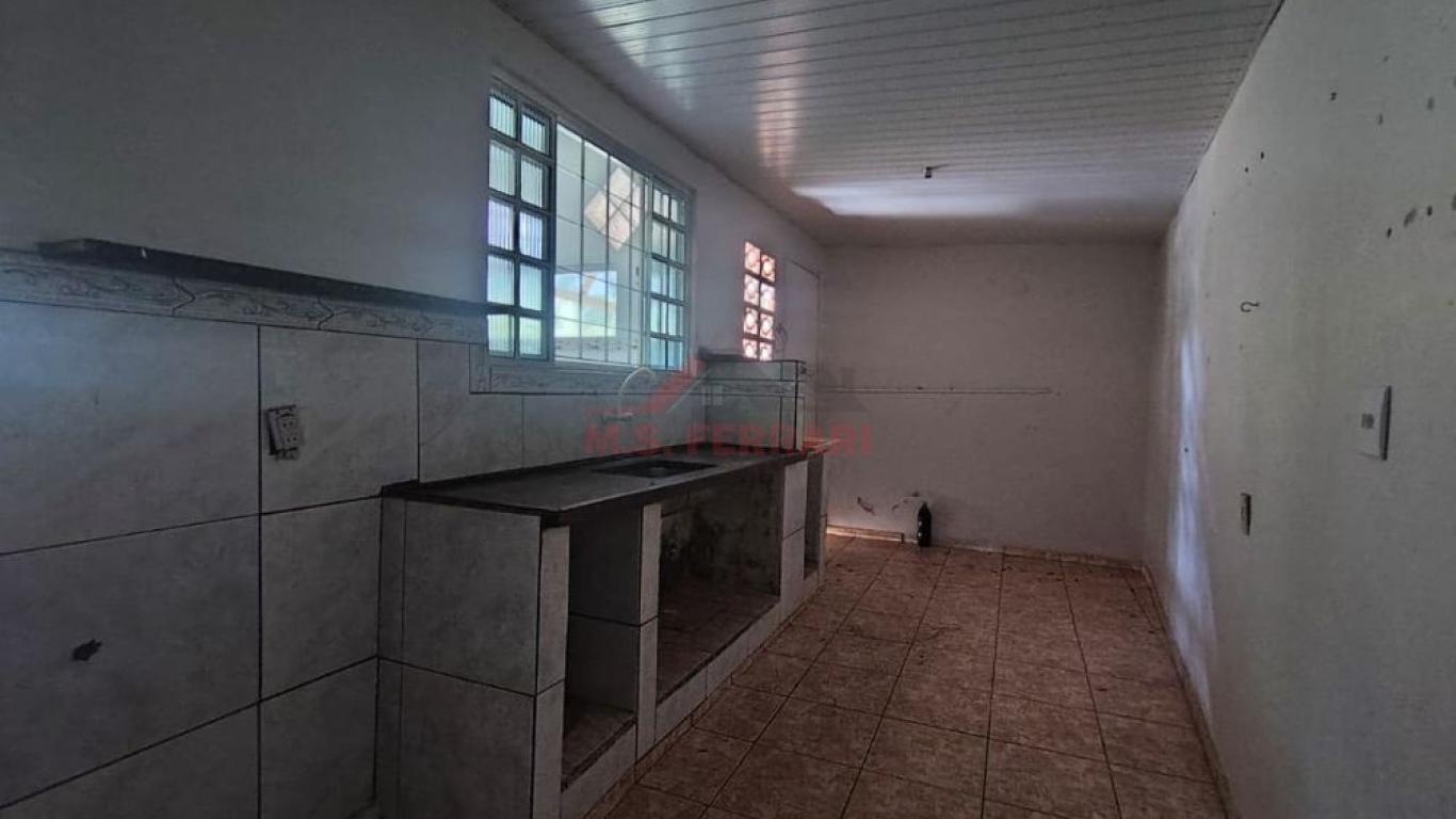 CASA NO Parque Universitário em Assis