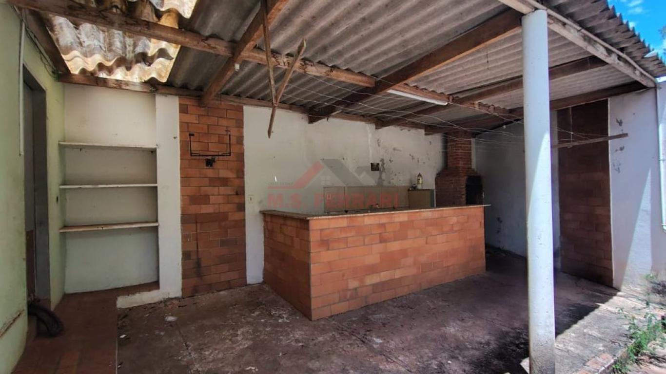 CASA NO Parque Universitário em Assis