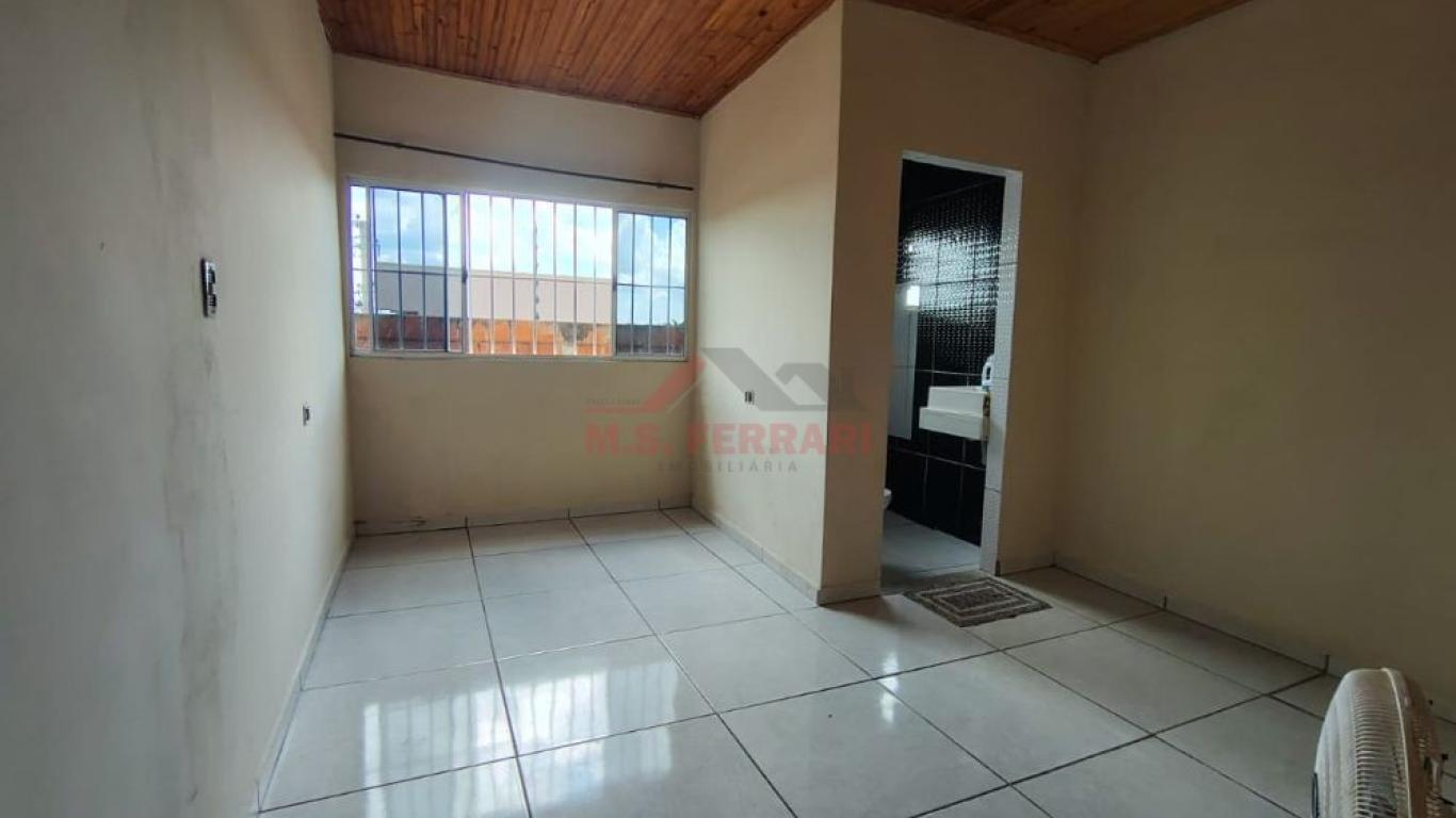 CASA NA Vila São João em Assis