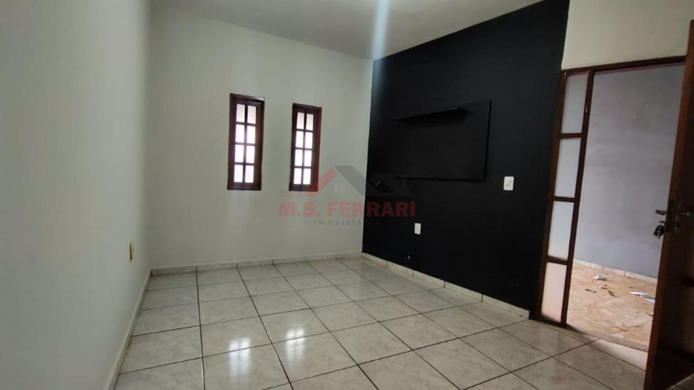 CASA NA Vila Progresso em Assis