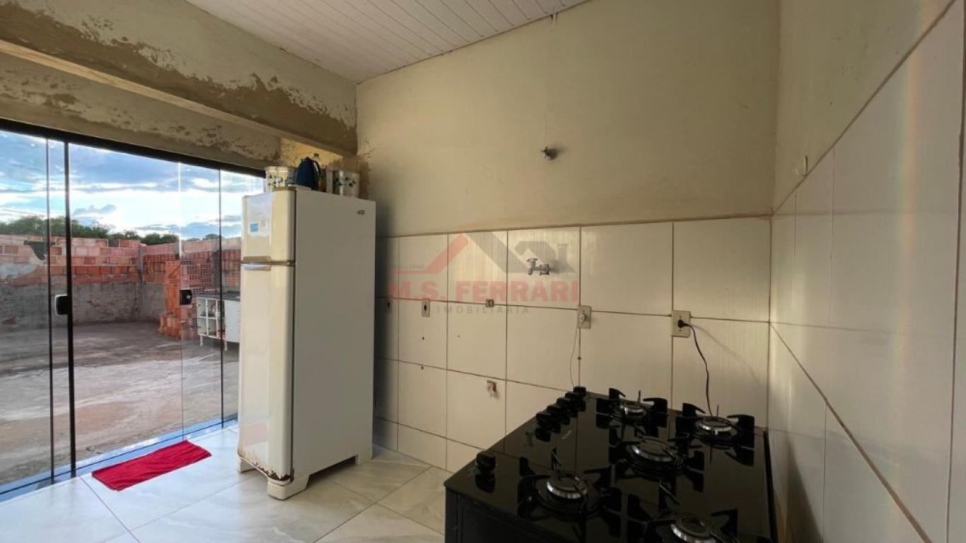 CASA NA Vila São Benedito em Assis