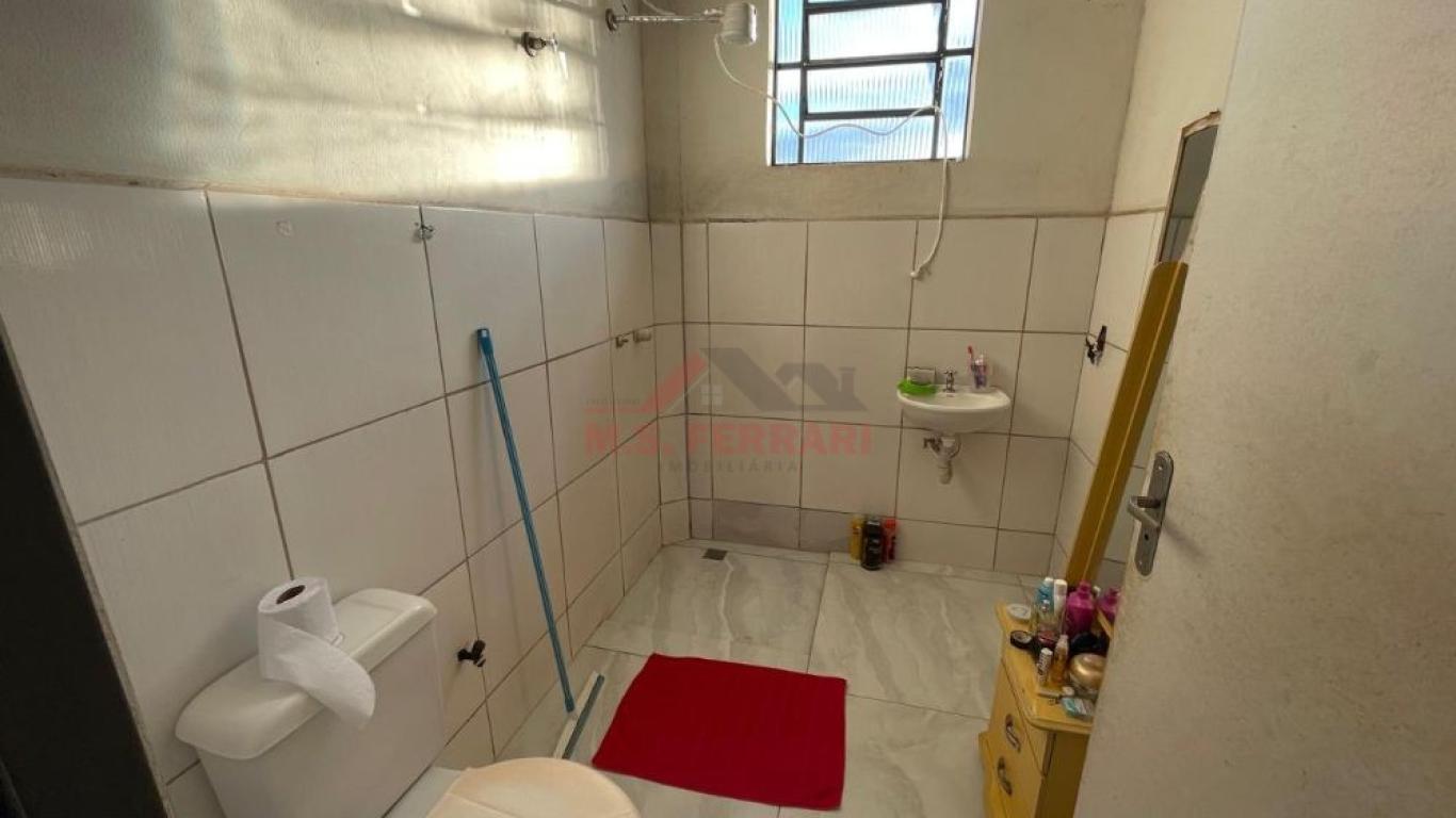 CASA NA Vila São Benedito em Assis