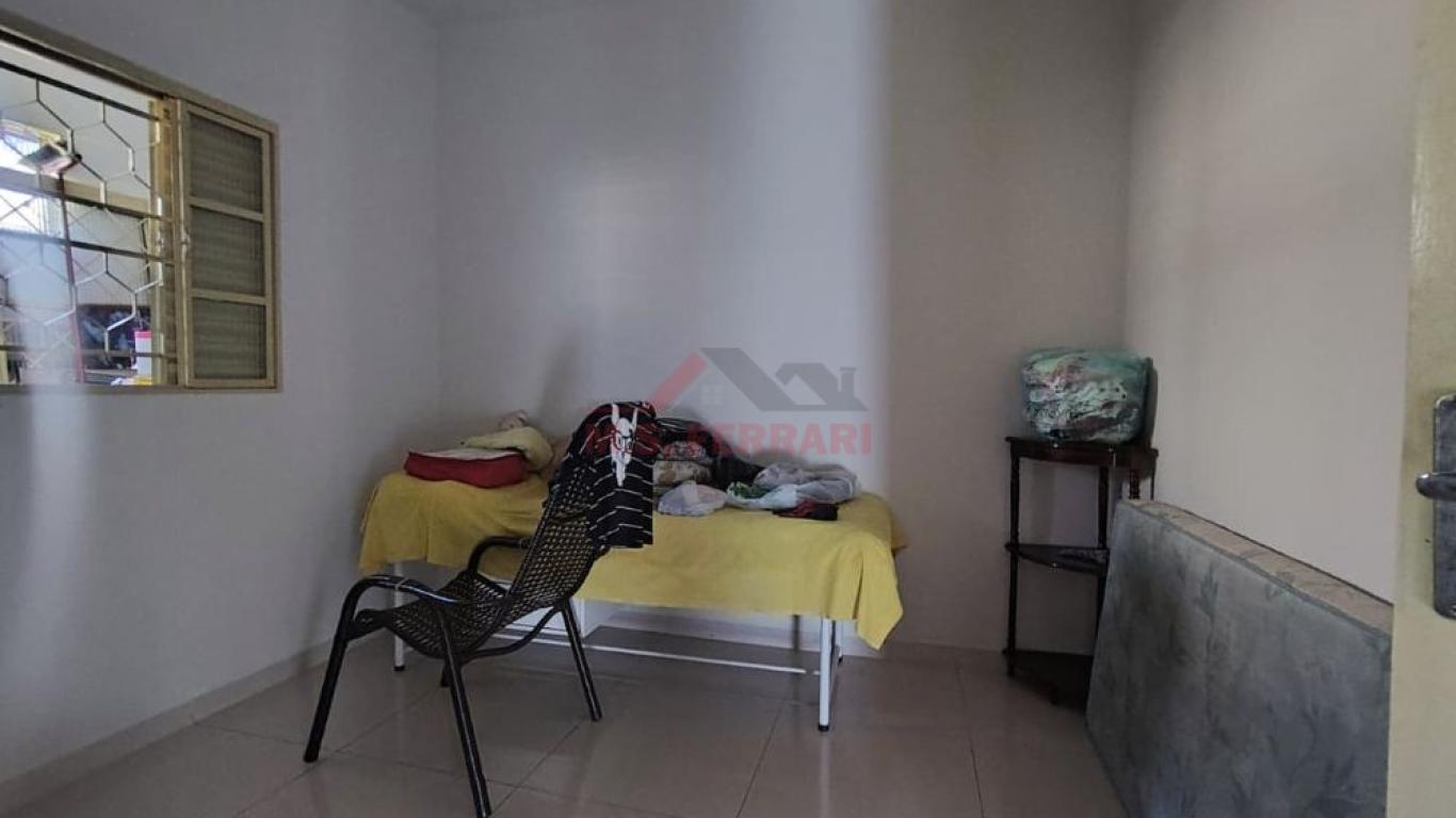 CASA NA Vila Cambuí em Assis