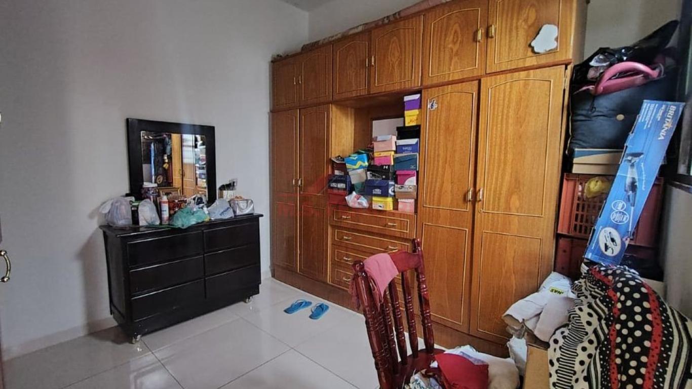 CASA NA Vila Cambuí em Assis