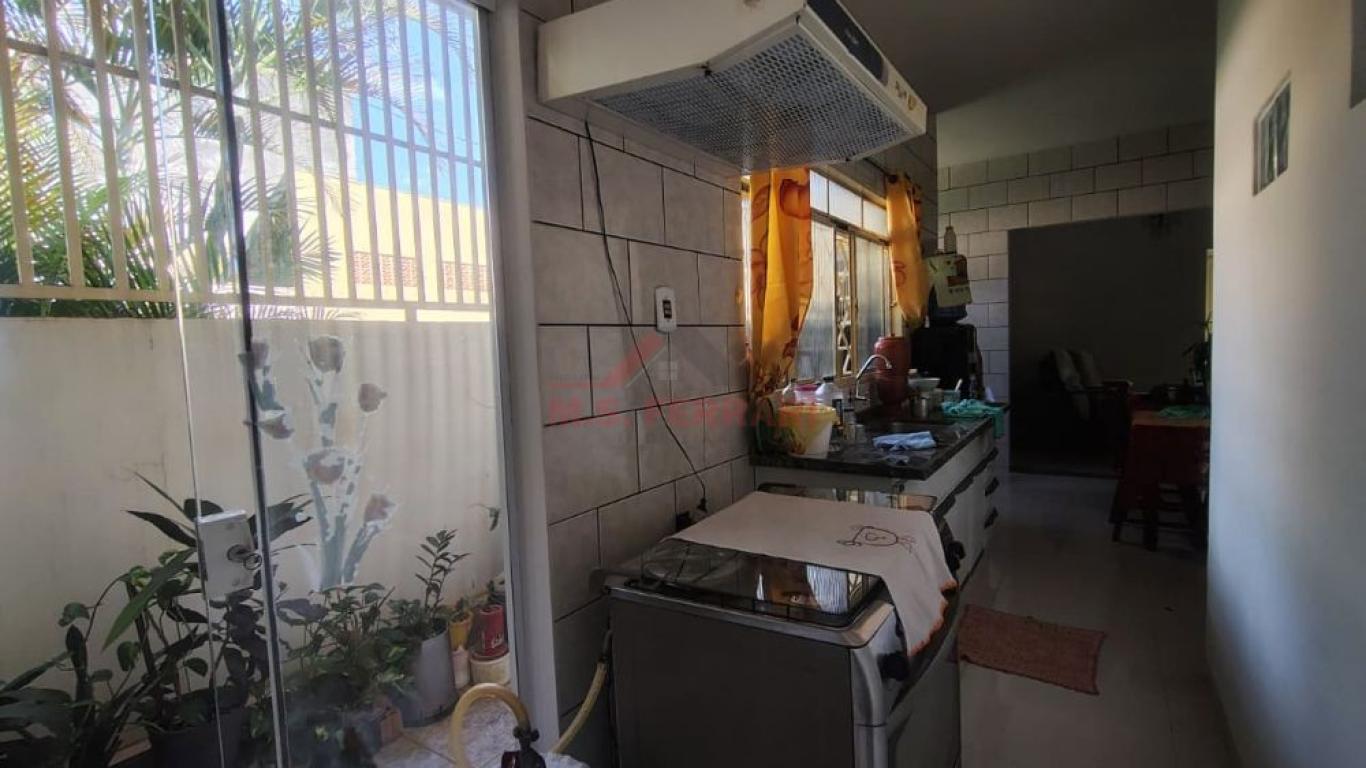 CASA NA Vila Cambuí em Assis