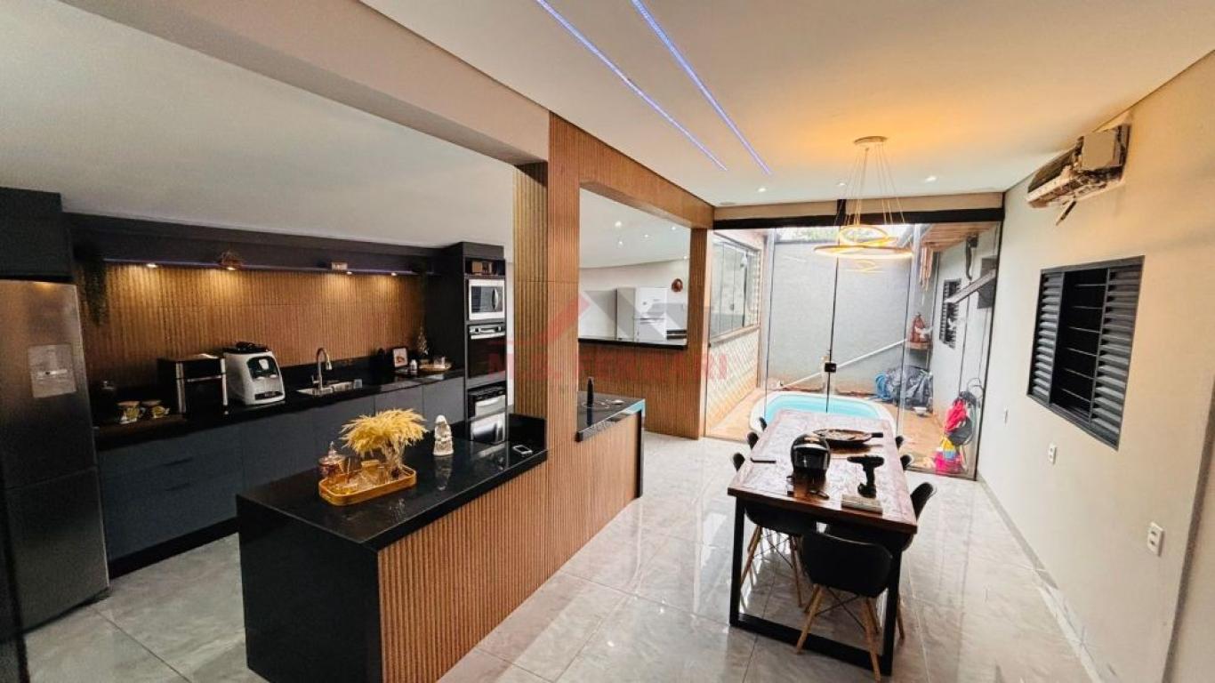 CASA NA Vila Xavier em Assis