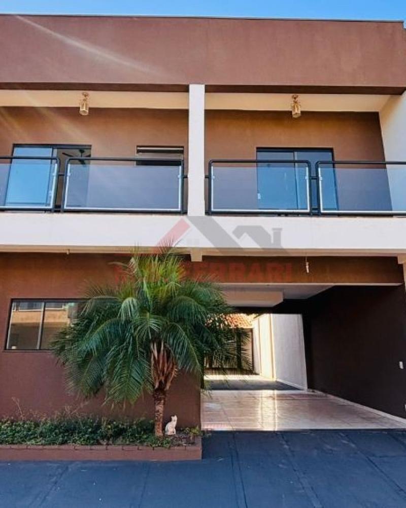 CASA NA Vila Prudenciana em Assis