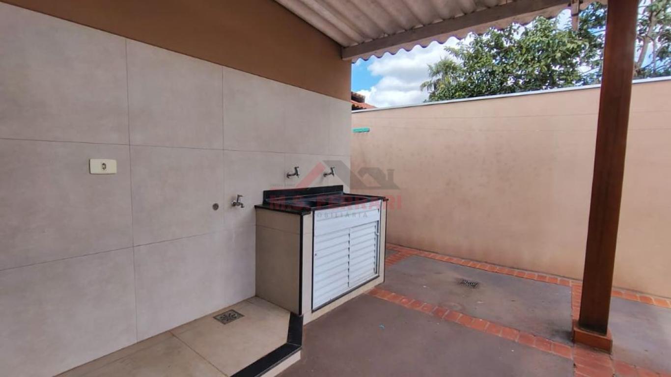 CASA NA Vila Claudia em Assis