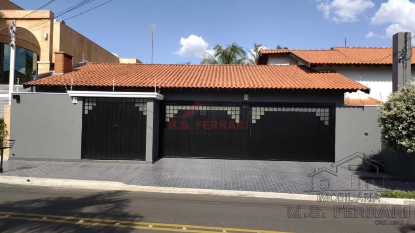 CASA NO Jardim Europa em Assis