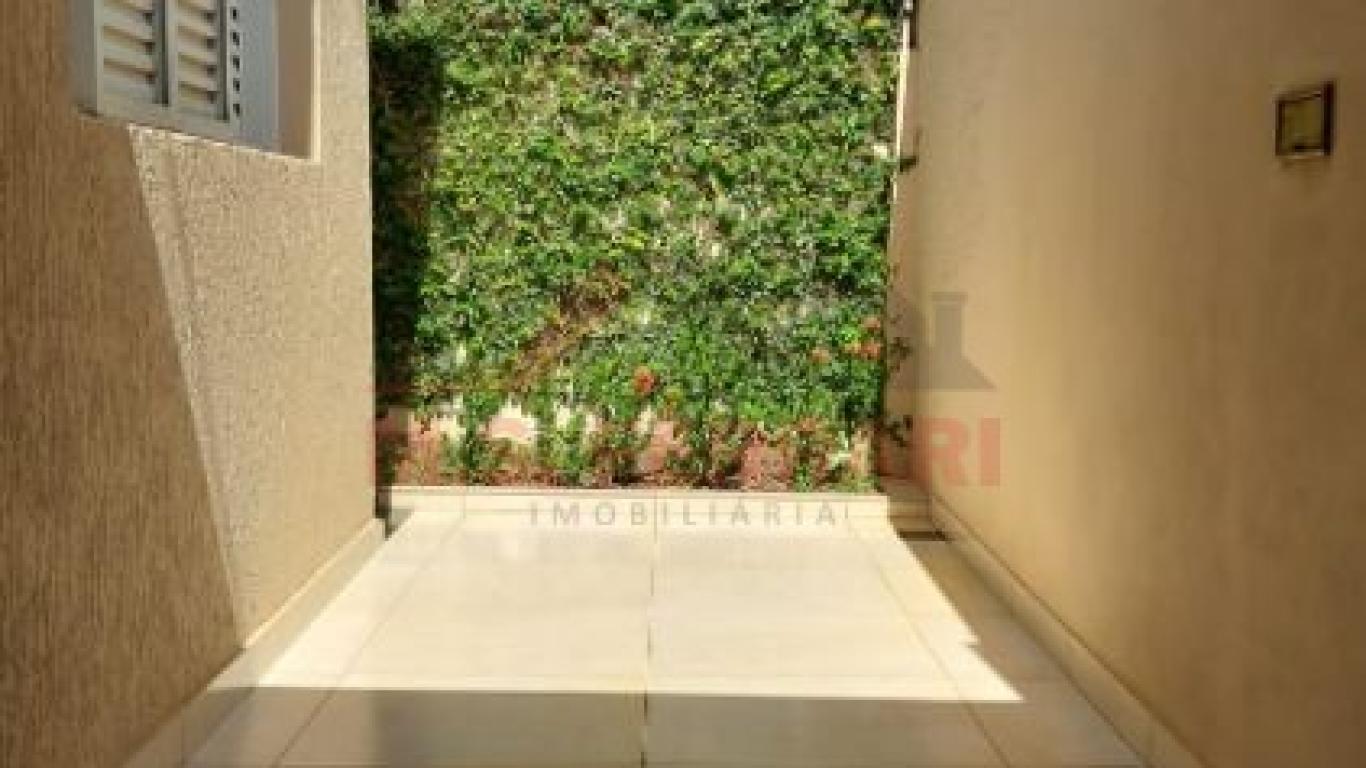 CASA NA Vila Central em Assis