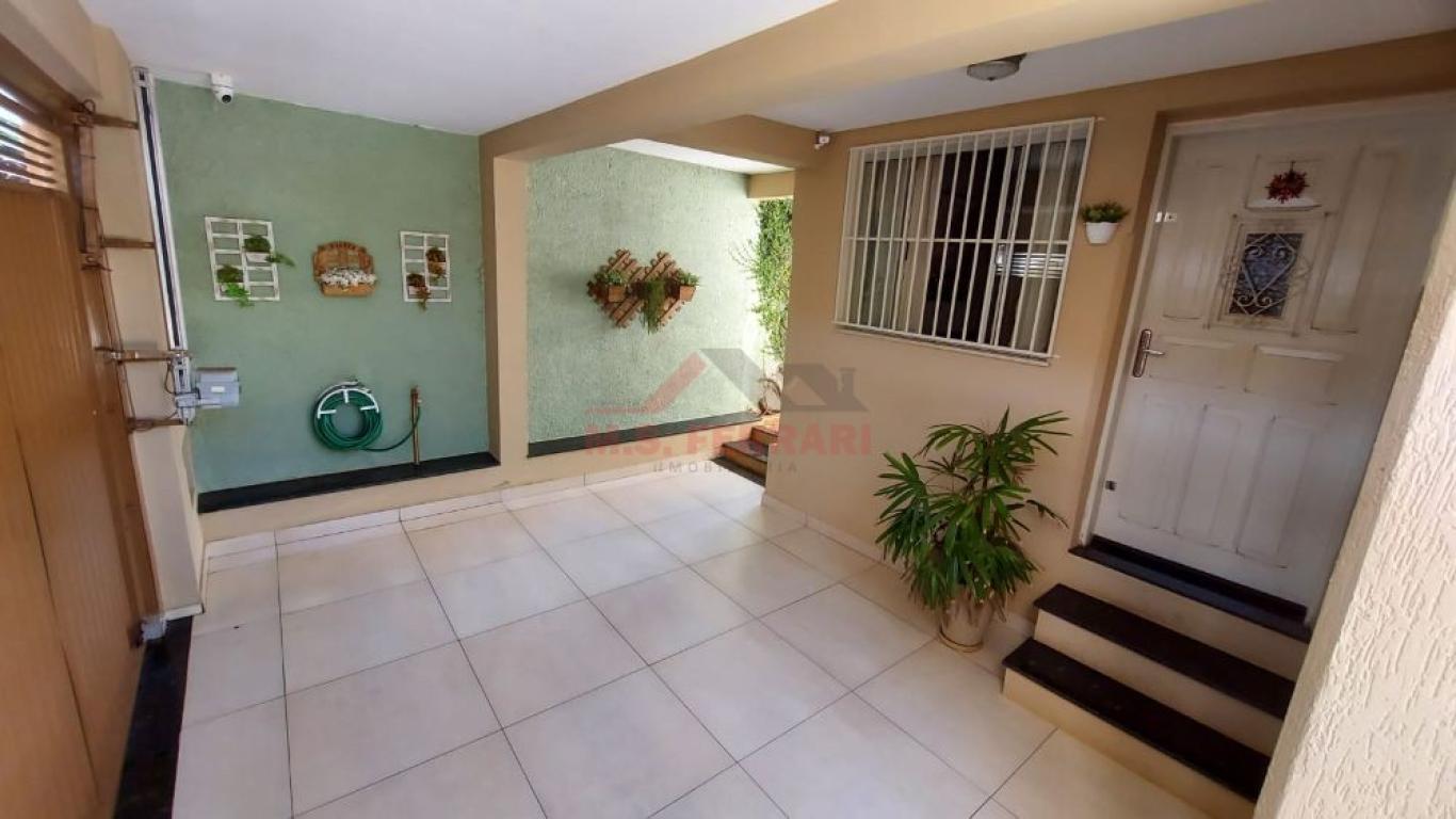 CASA NA Vila Central em Assis