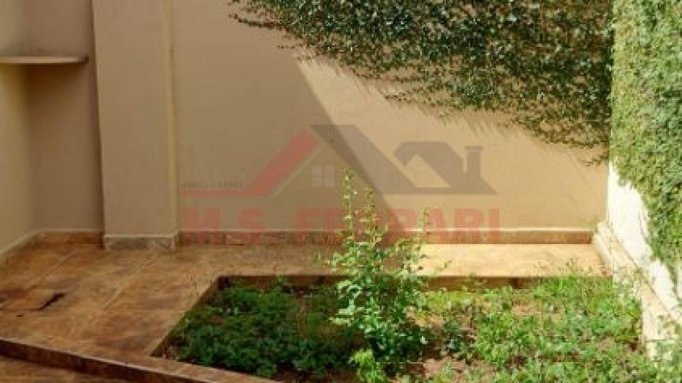 CASA NA Vila Central em Assis