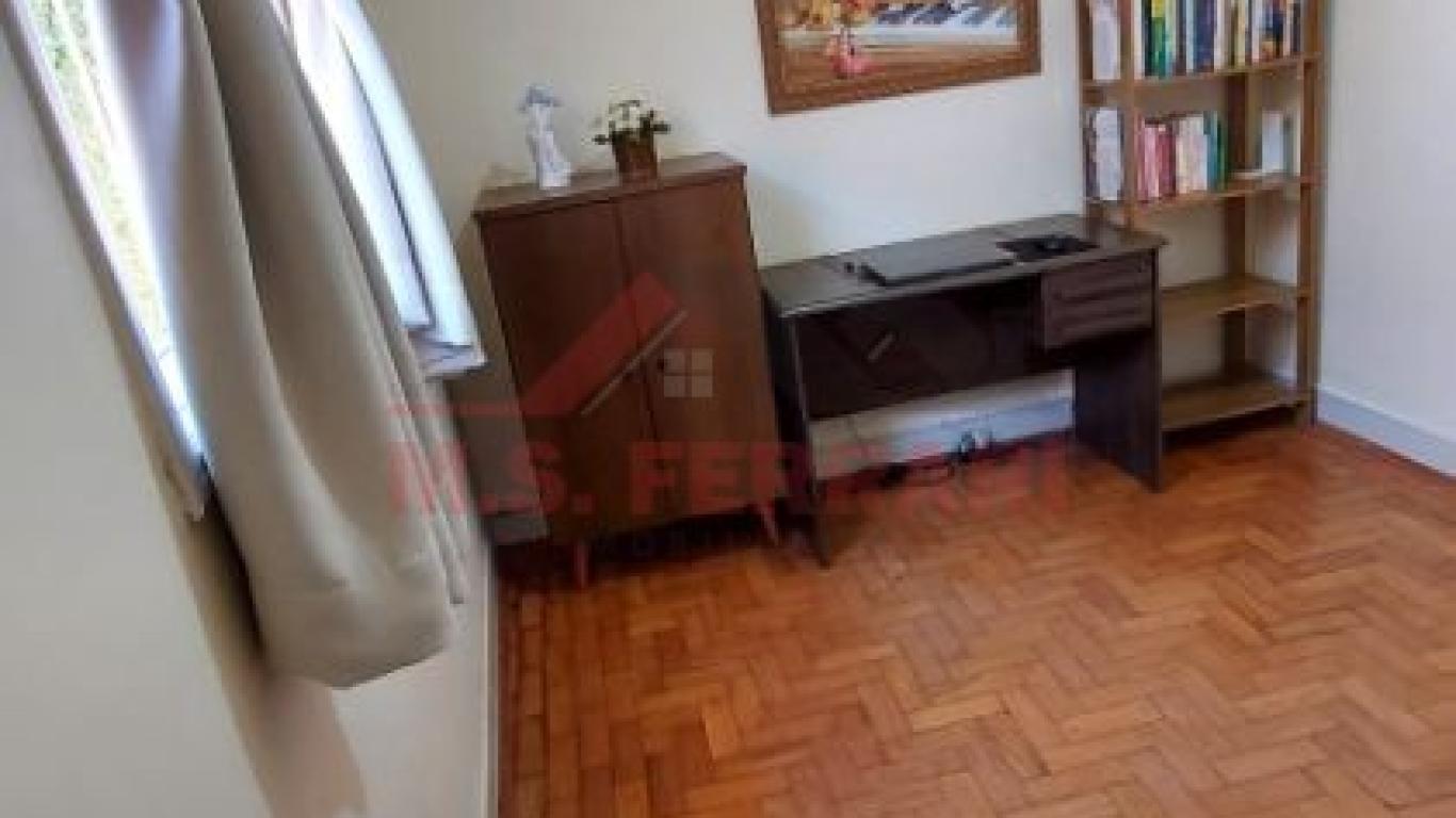 CASA NA Vila Central em Assis