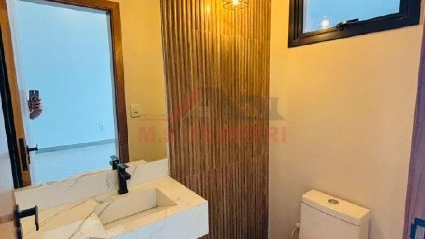 CASA NA ALTO DOS IPÊS em Assis