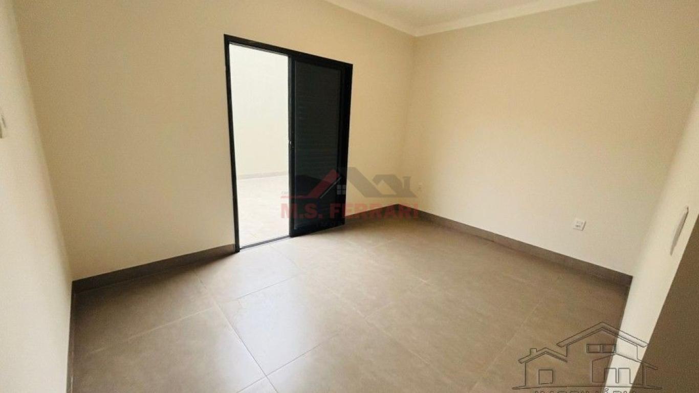 CASA NA ALTO DOS IPÊS em Assis