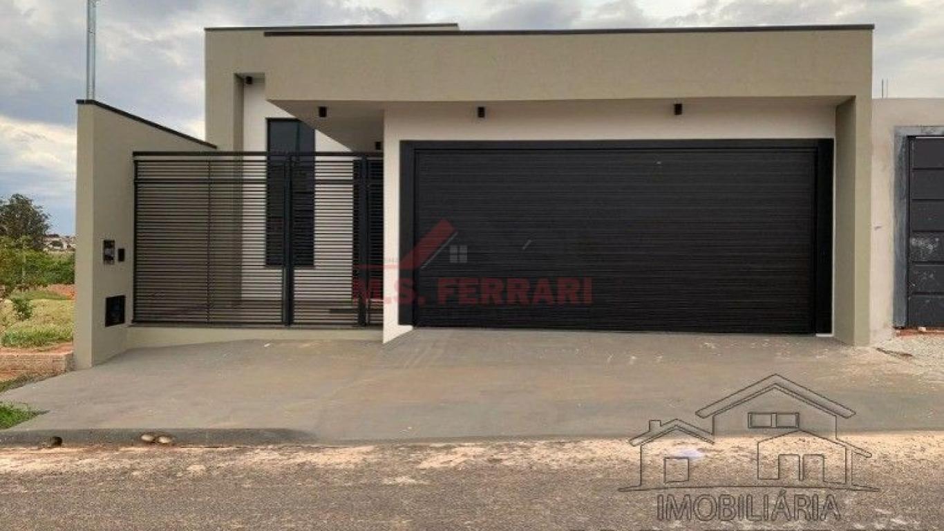 CASA NA ALTO DOS IPÊS em Assis