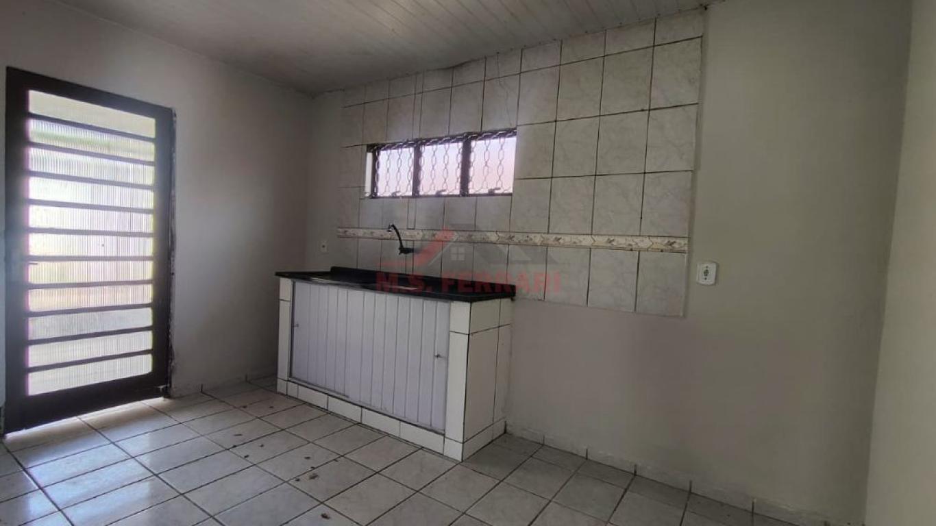 CASA NA Vila Mercedes em Assis