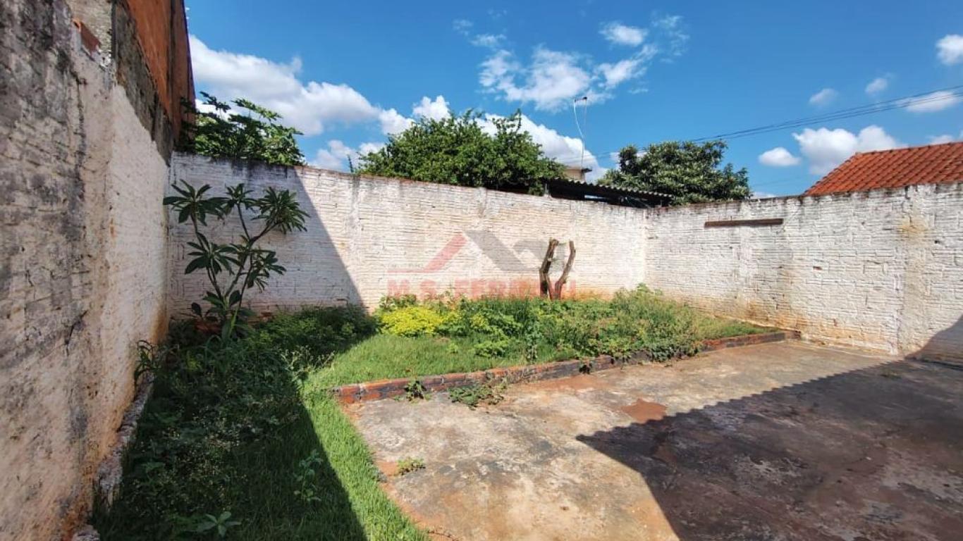 CASA NA Vila Mercedes em Assis