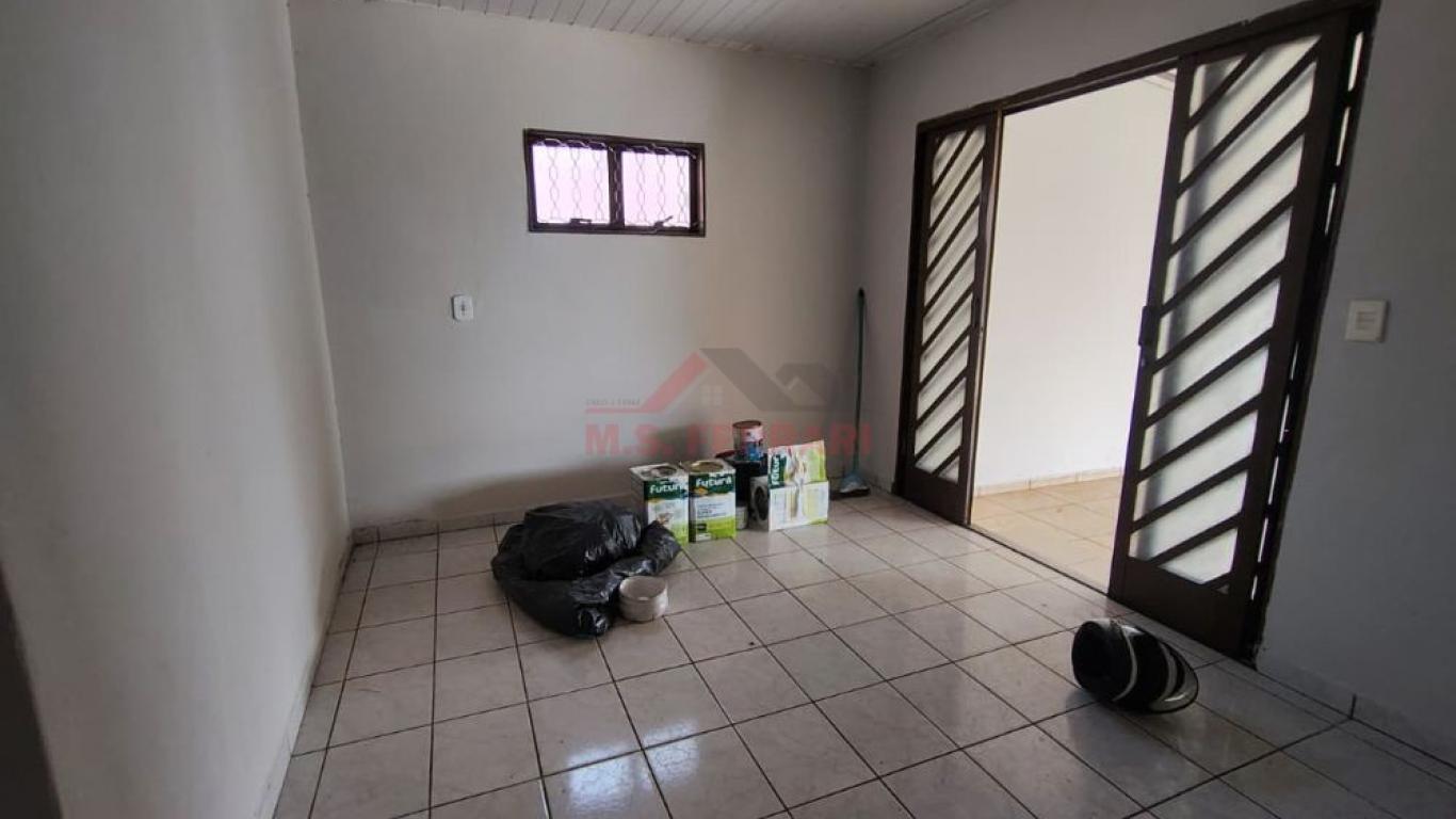 CASA NA Vila Mercedes em Assis