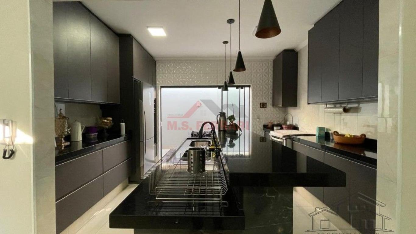 CASA NA CENTRO em ASSIS