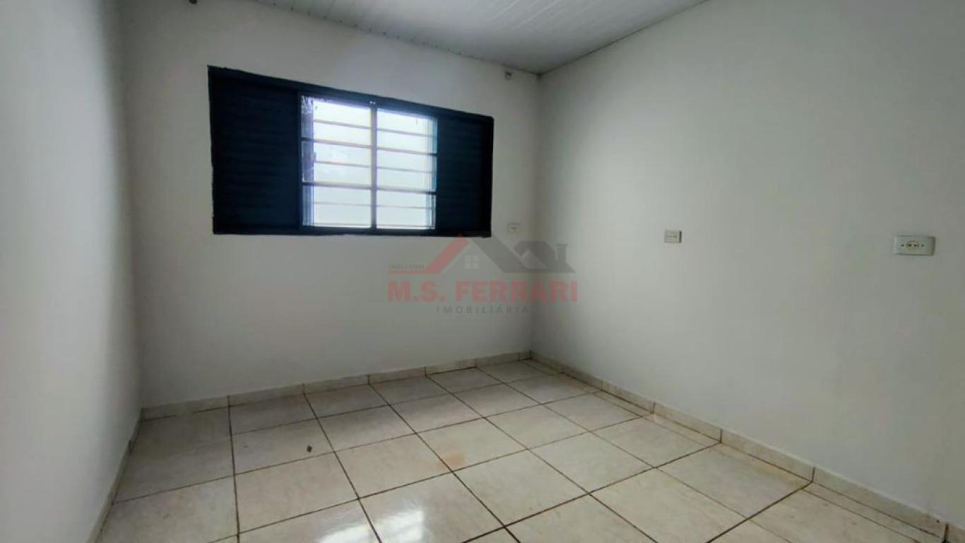 CASA NA Vila Nova Florínea em Assis