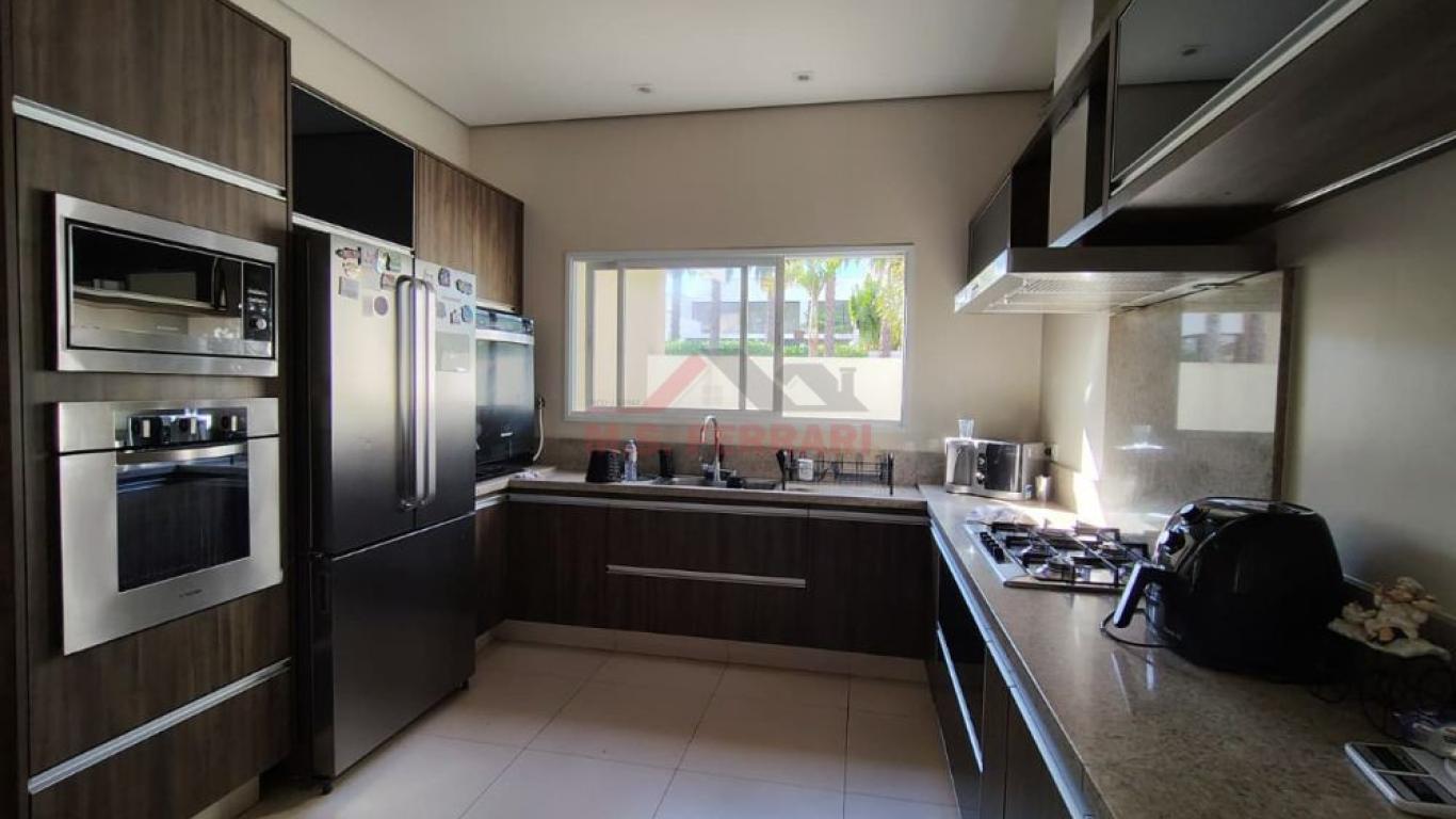 CASA NO Jardim Paulista em Assis