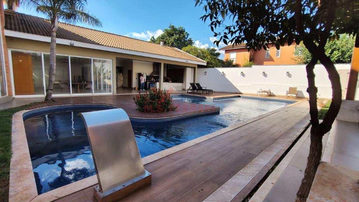 CASA NO Jardim Paulista em Assis