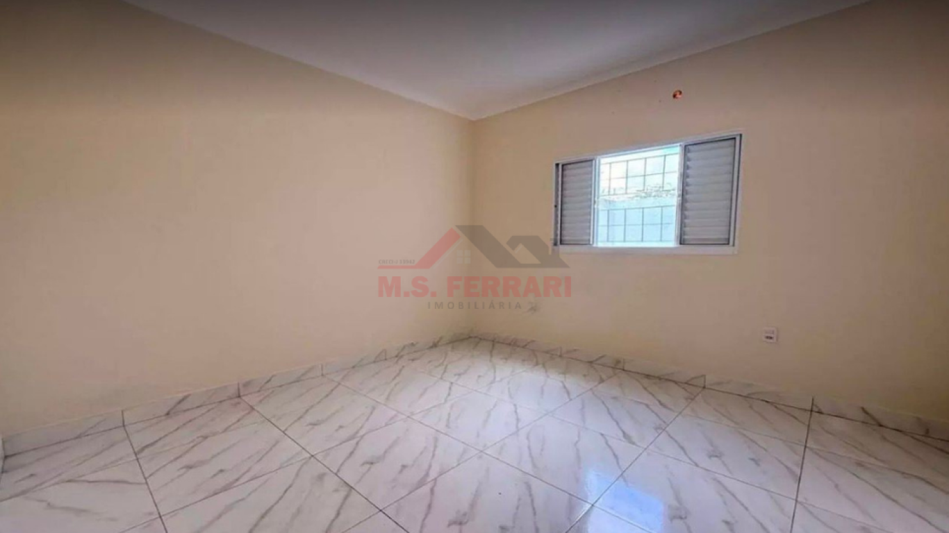 CASA NA Vila Tênis Clube em Assis