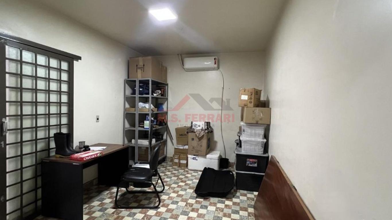 CASA NA Vila Ebenezer em Assis