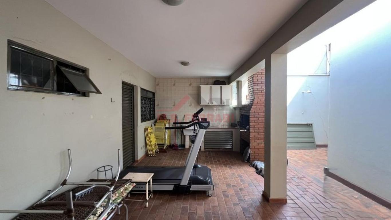 CASA NA Vila Ebenezer em Assis