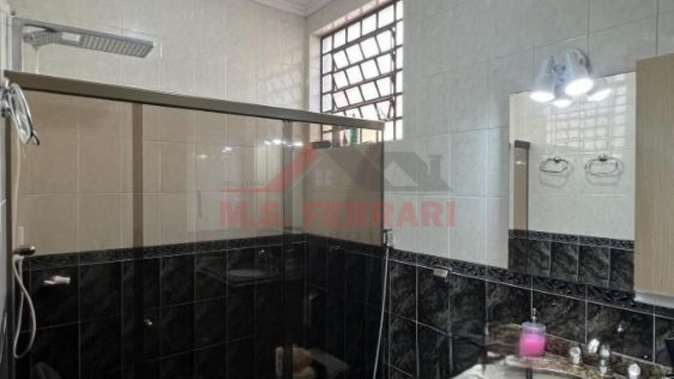 CASA NA Vila Ebenezer em Assis