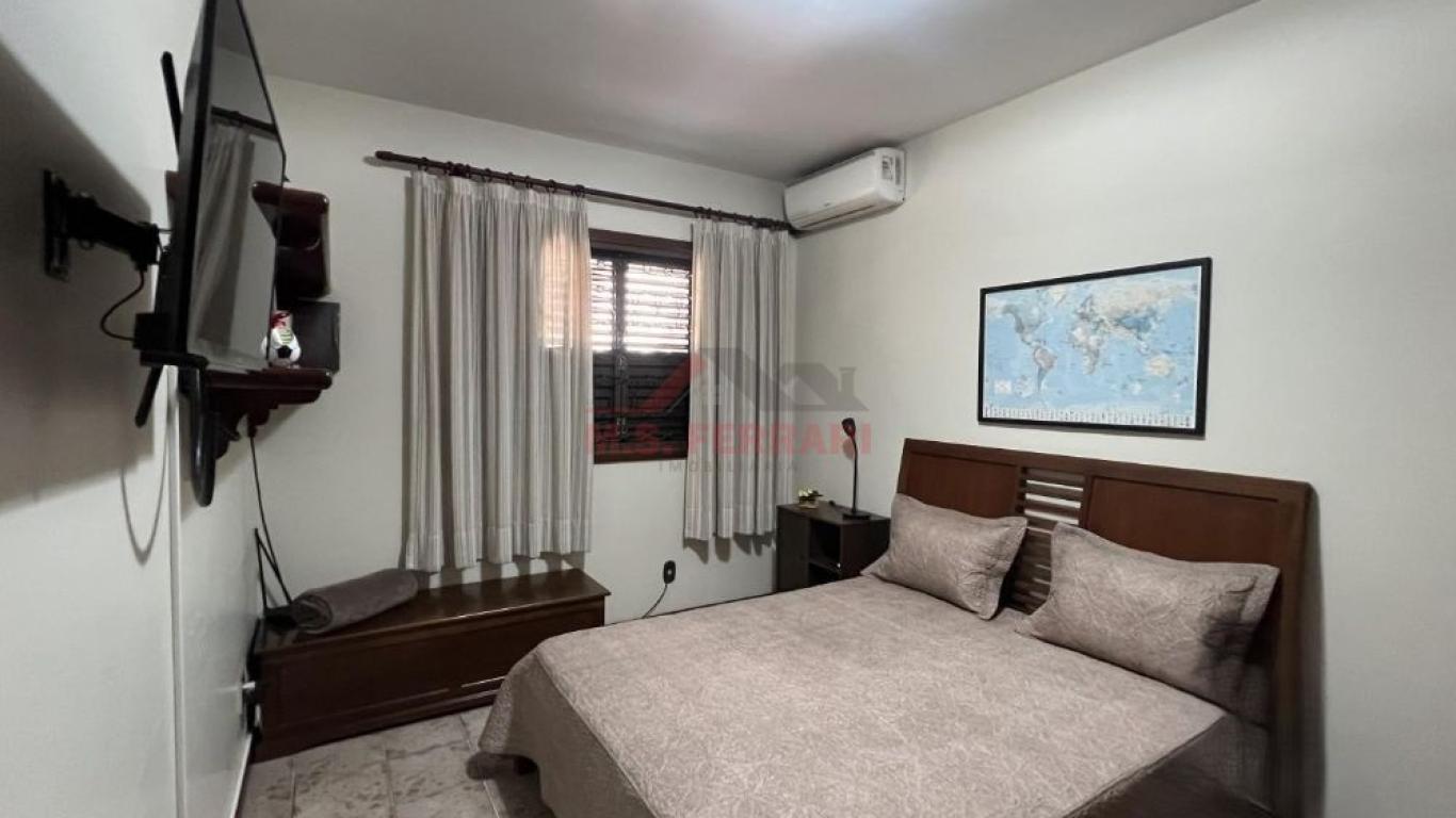 CASA NA Vila Ebenezer em Assis