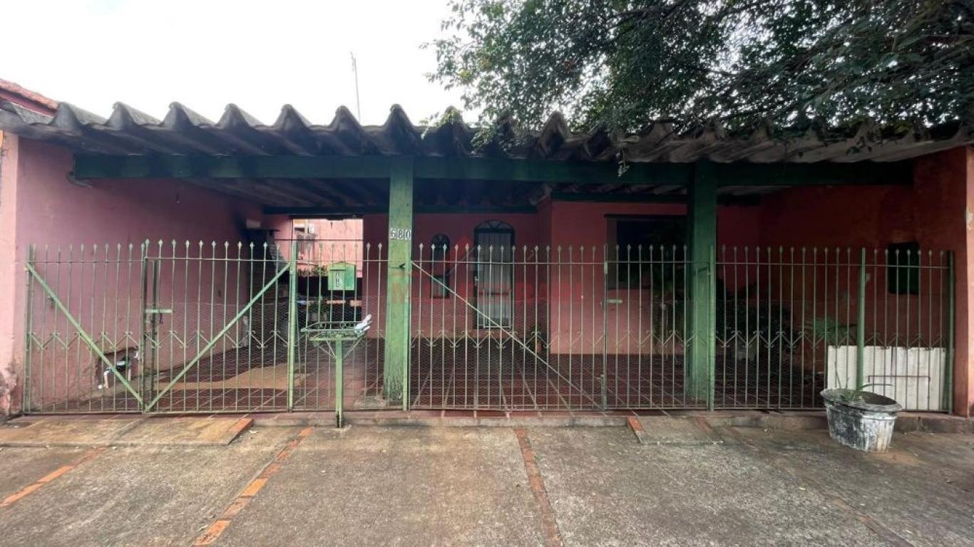 CASA NA Vila Brasileira em Assis