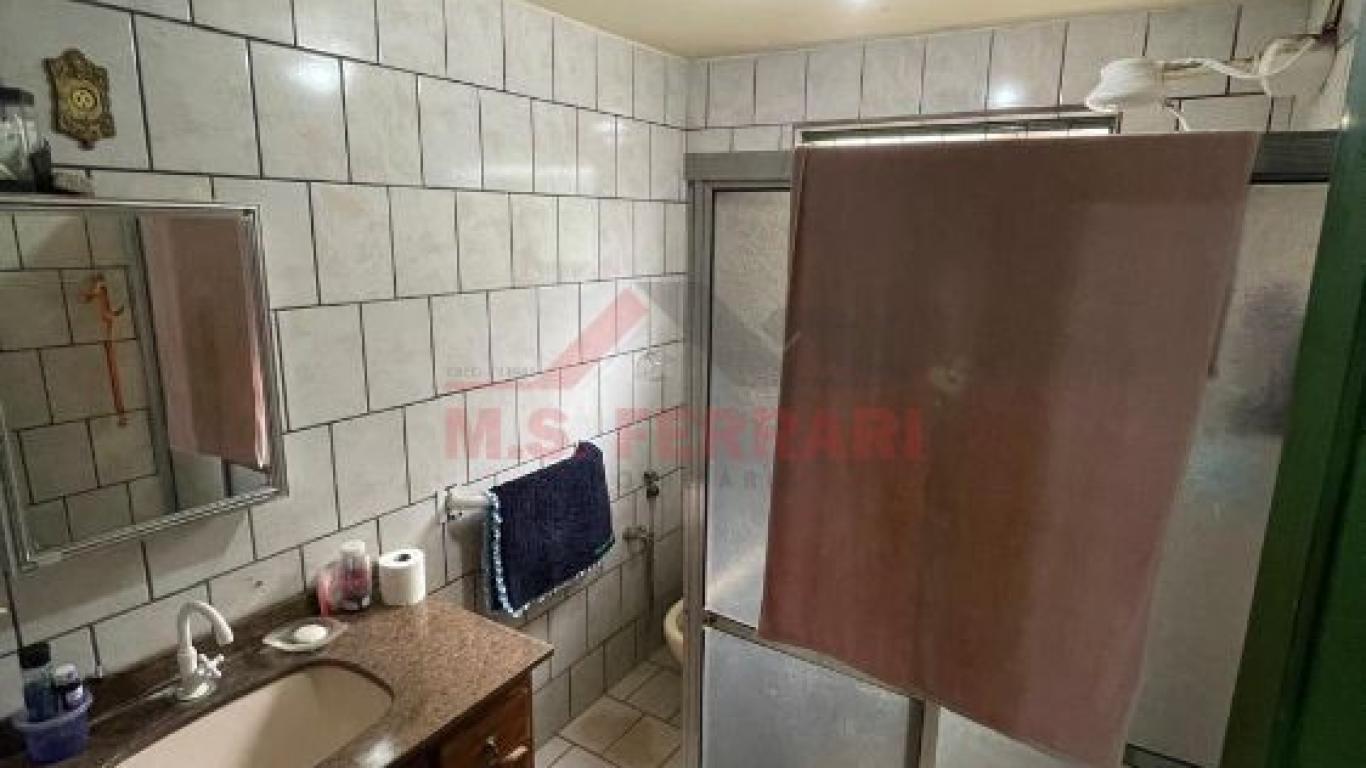 CASA NA Vila Brasileira em Assis