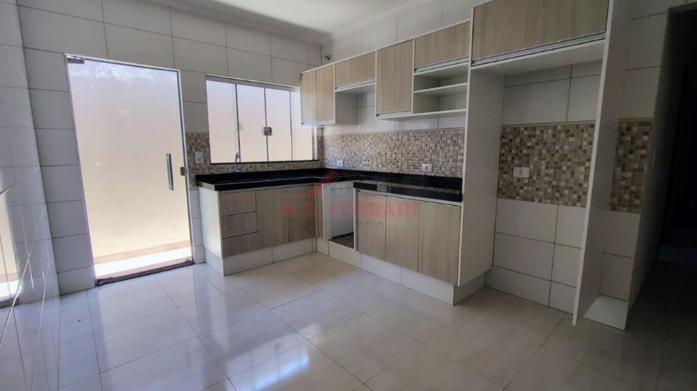 CASA NO Parque Universitário em Assis