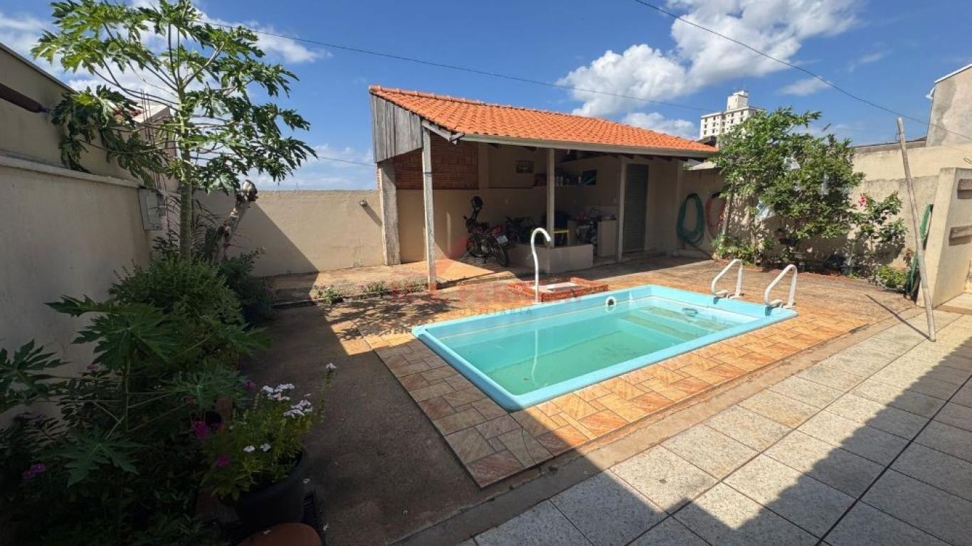 CASA NA Centro em Assis