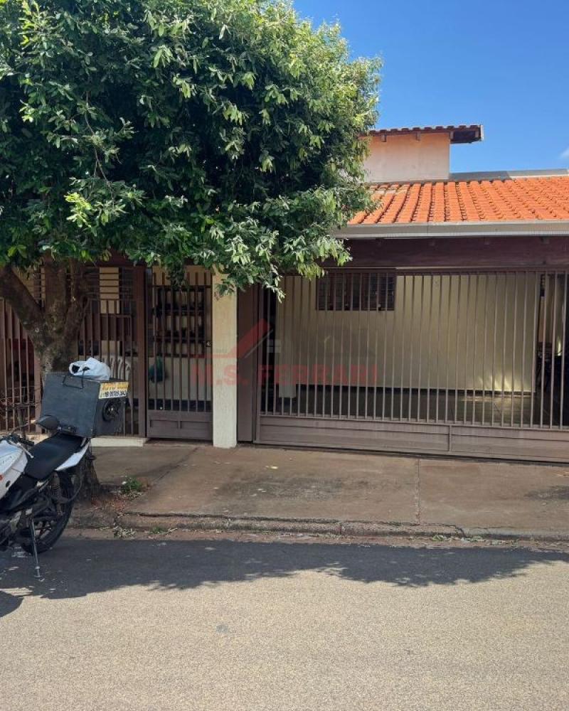 CASA NA Centro em Assis