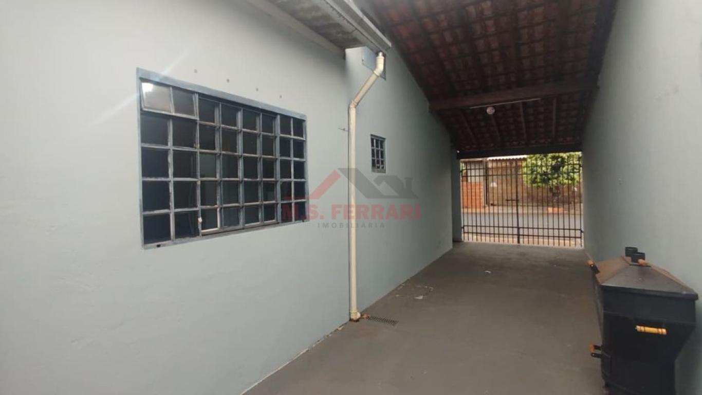 CASA NA Vila Progresso em Assis