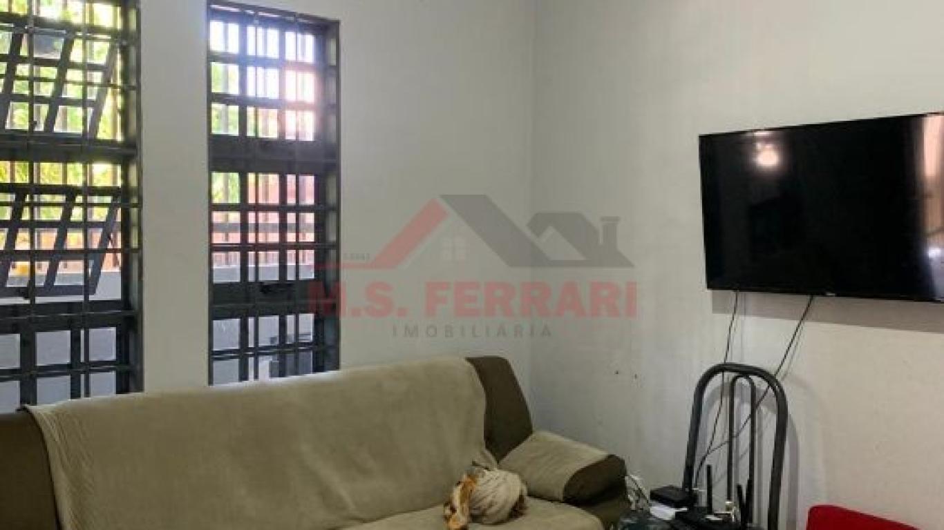 CASA NA Vila Progresso em Assis