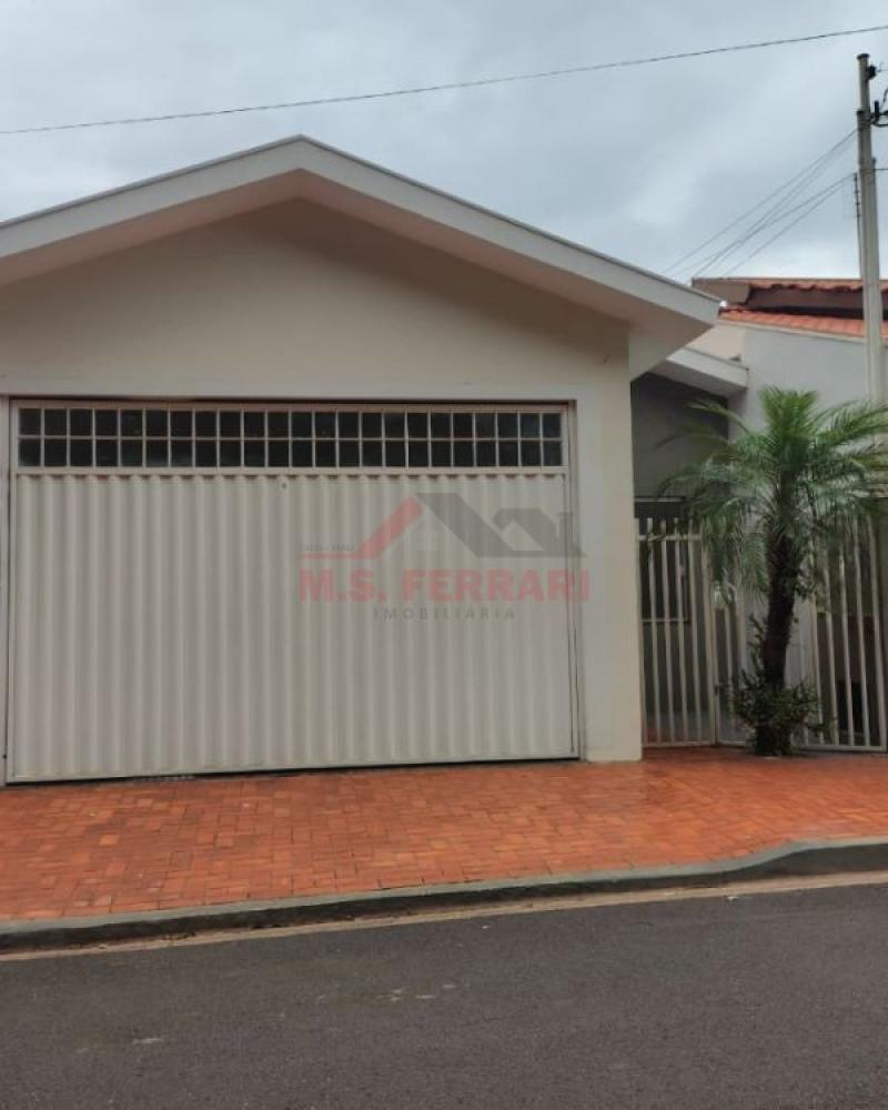 CASA NO Jardim Europa em Assis