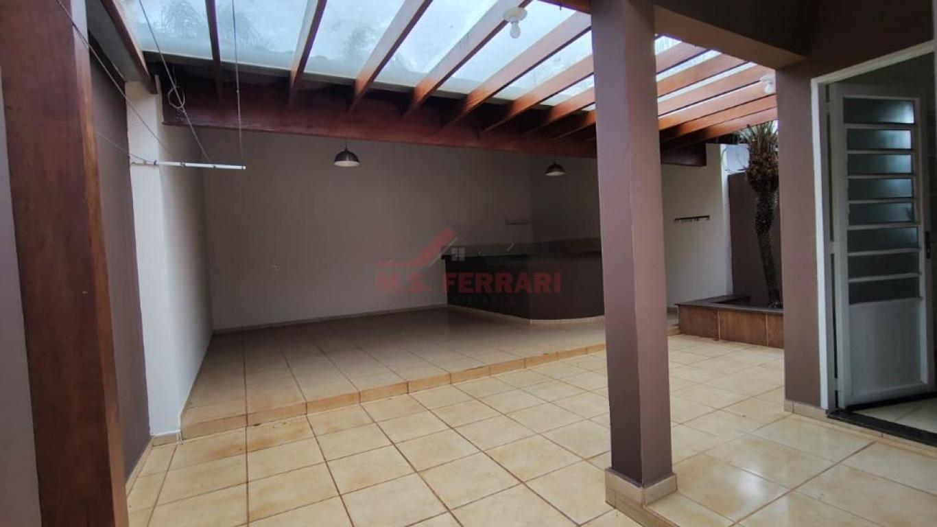 CASA NO Jardim Europa em Assis