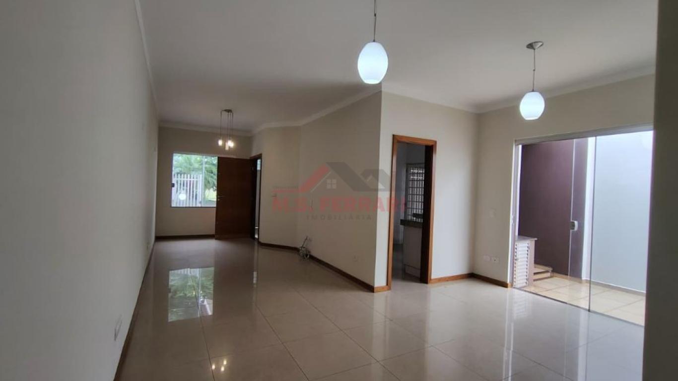 CASA NO Jardim Europa em Assis