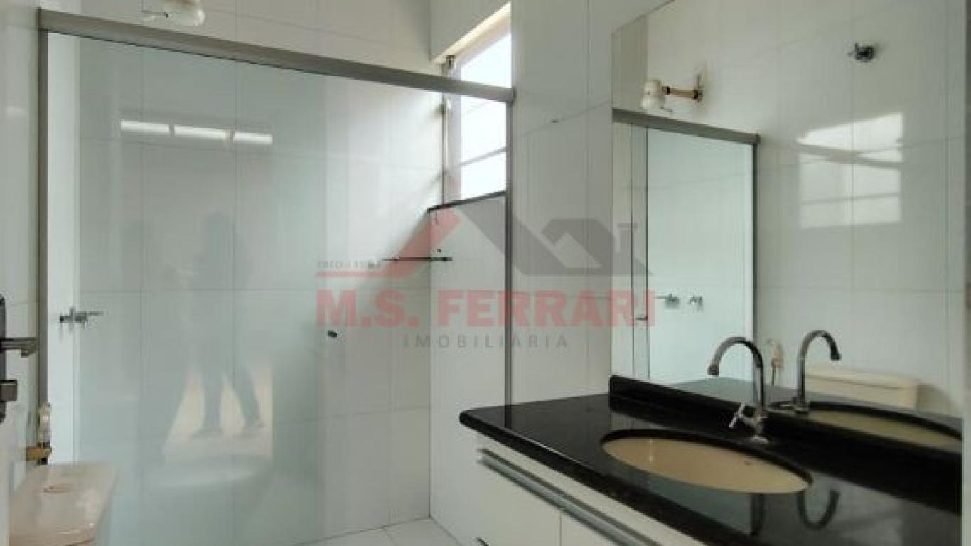 CASA NO Jardim Europa em Assis