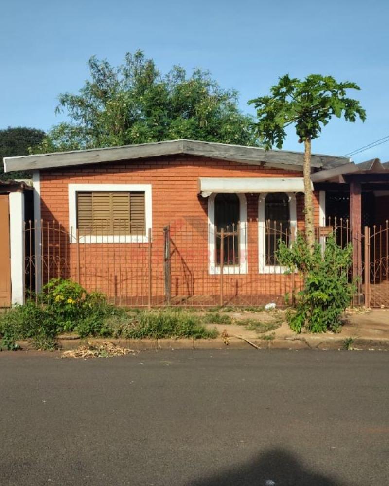 CASA NA Vila Brasileira em Assis